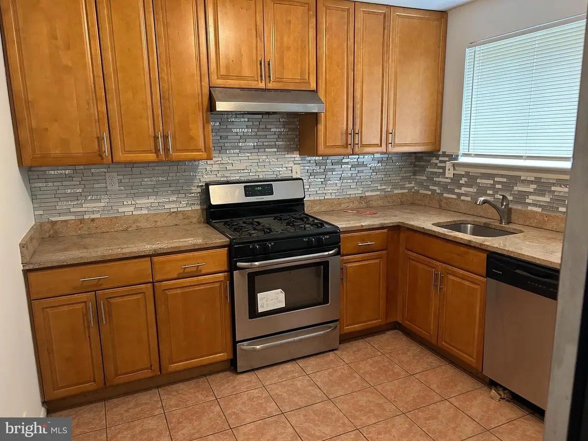 3319 6th St Se, Washington, DC 20032 - Image #1