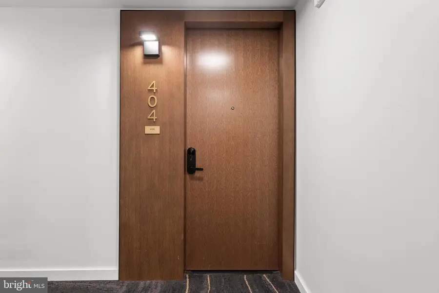 1211 Van St Se #404, Washington, DC 20003 - #2