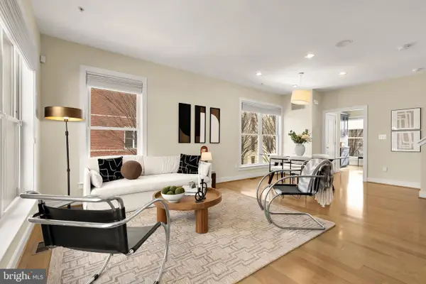 907 3rd Pl Se, WASHINGTON, DC 20003