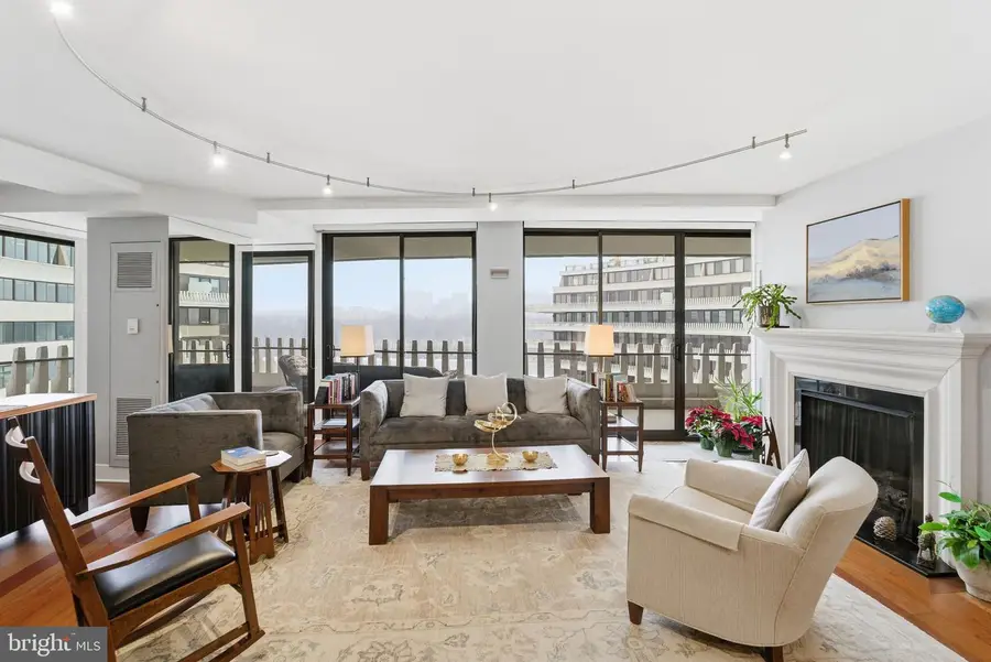 700 New Hampshire Ave Nw #1218, Washington, DC 20037 - #3