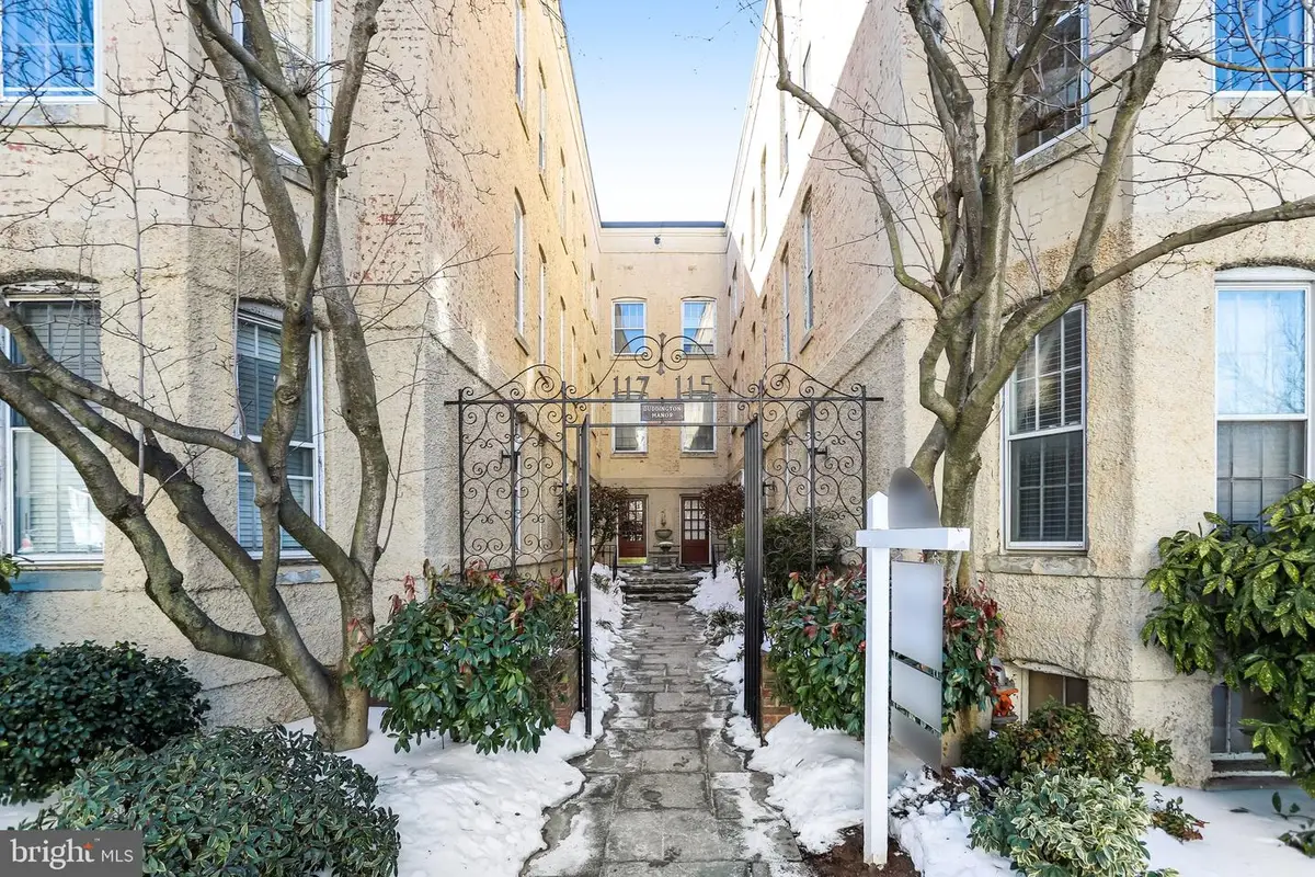 115 E St Se #302, Washington, DC 20003 - #1