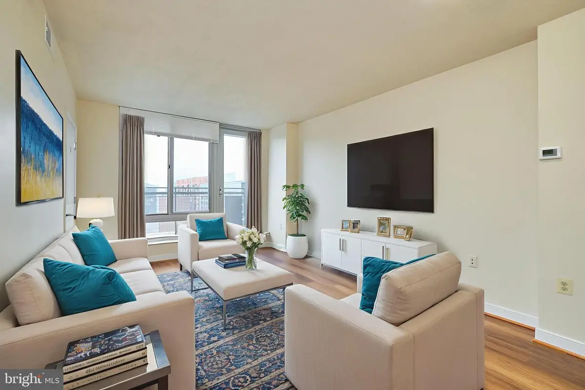 555 Massachusetts Ave Nw #1306, Washington, DC 20001 - Image #1