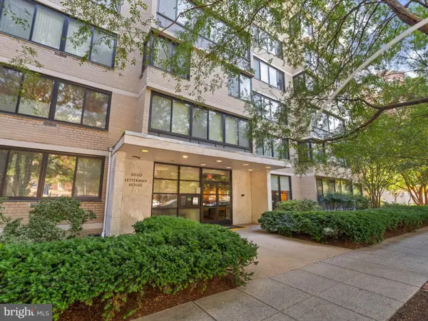 2030 F St Nw #1008, WASHINGTON, DC 20006