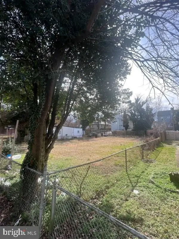 3337 1/2 D Street Se, Washington, DC 20019 - Image #2