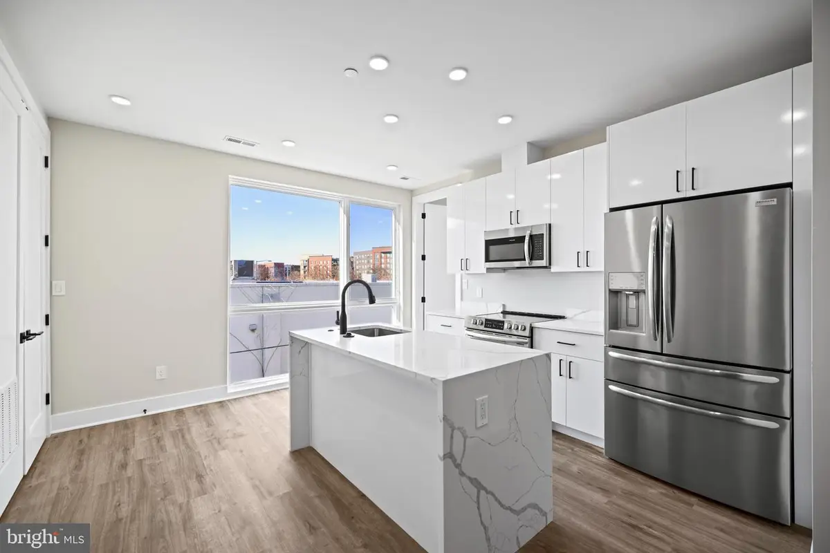 824 18th St Ne #303, Washington, DC 20002 - #1