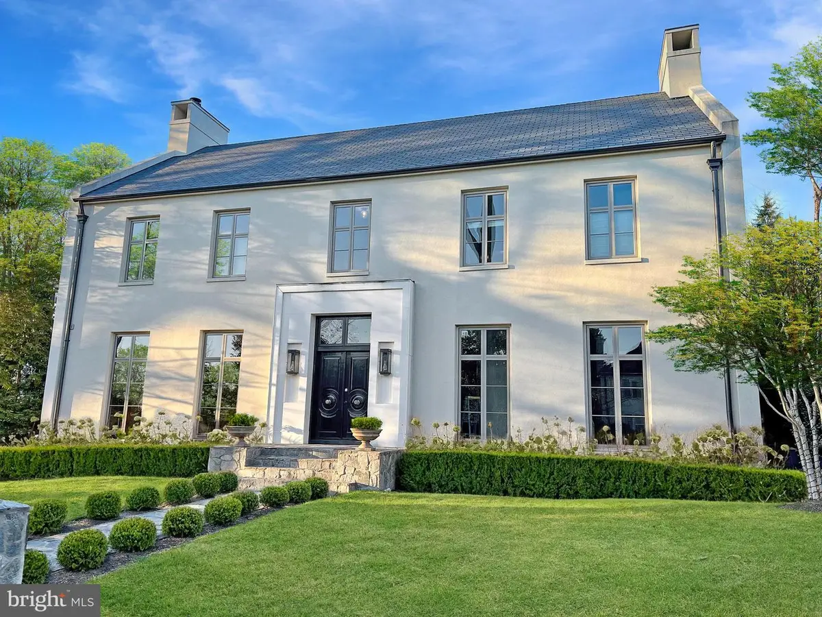 4929 Lowell St Nw, Washington, DC 20016 - Image #1