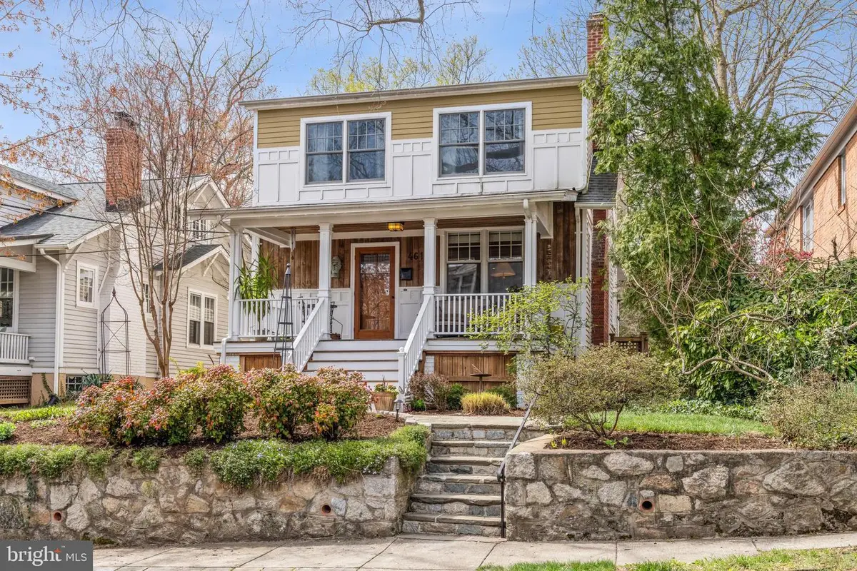 4612 Asbury Pl Nw, Washington, DC 20016 - #1