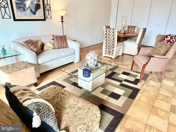 1245 4th St Sw #e207, WASHINGTON, DC 20024