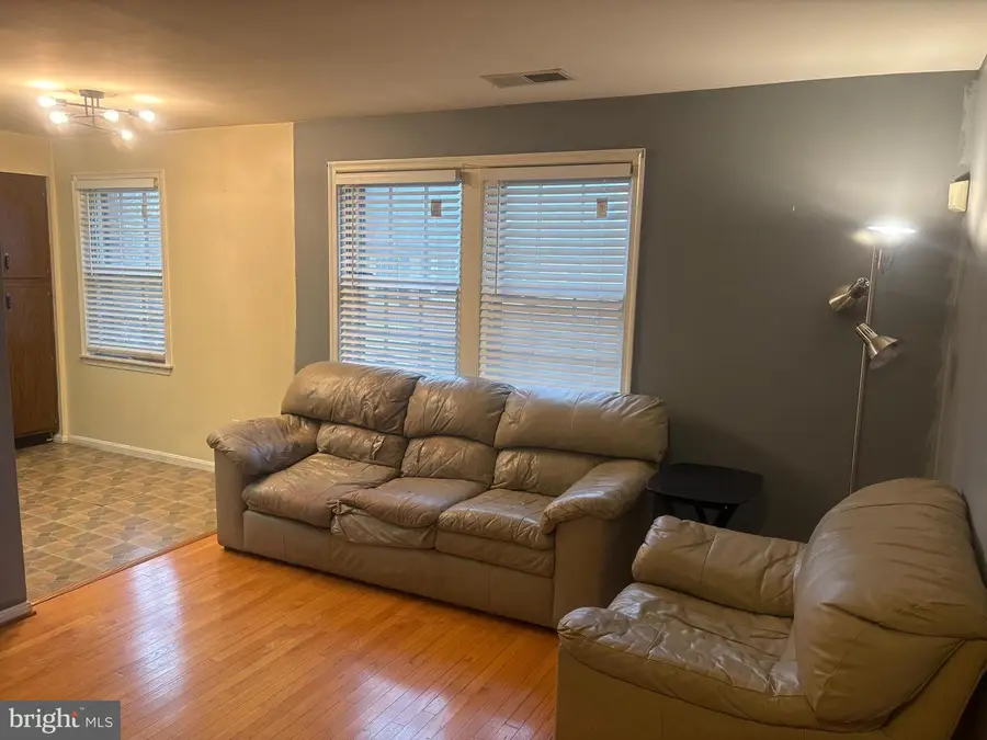 2107 Fort Davis St Se #202, Washington, DC 20020 - #3