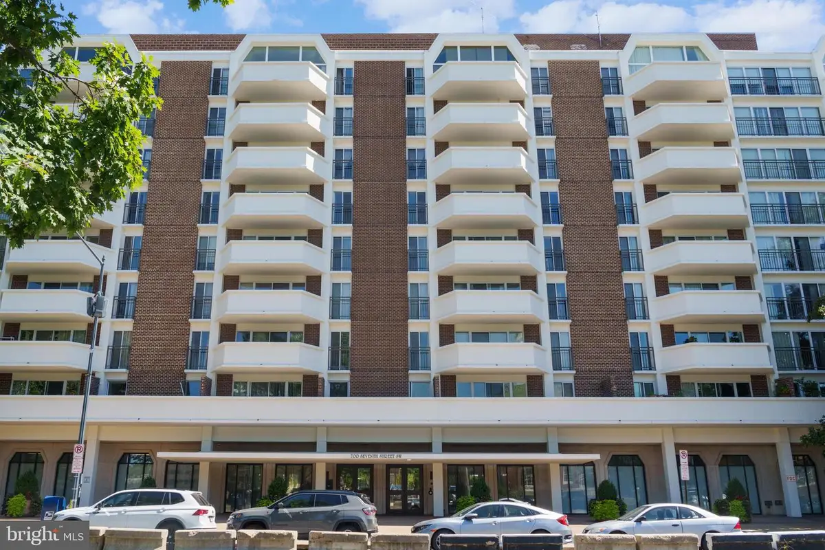 700 7th St Sw #119, Washington, DC 20024 - Image #1