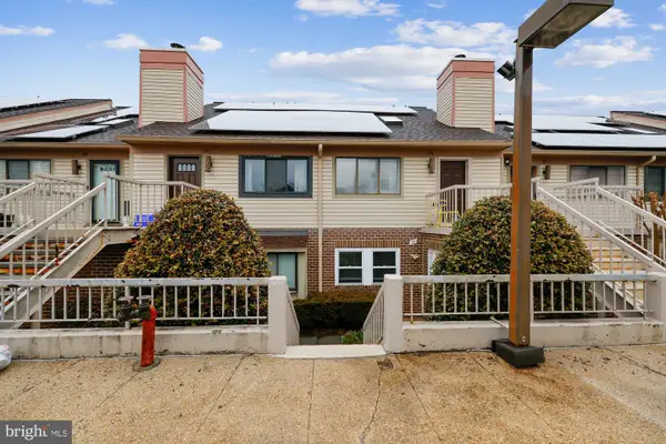 73 Hawthorne Ct Ne #73, WASHINGTON, DC 20017