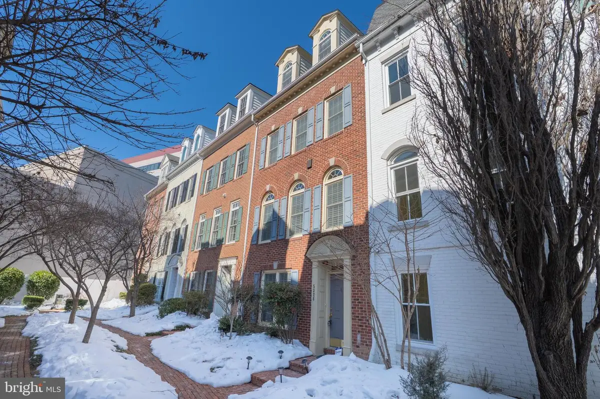 5326 43rd St Nw, Washington, DC 20015 - #1