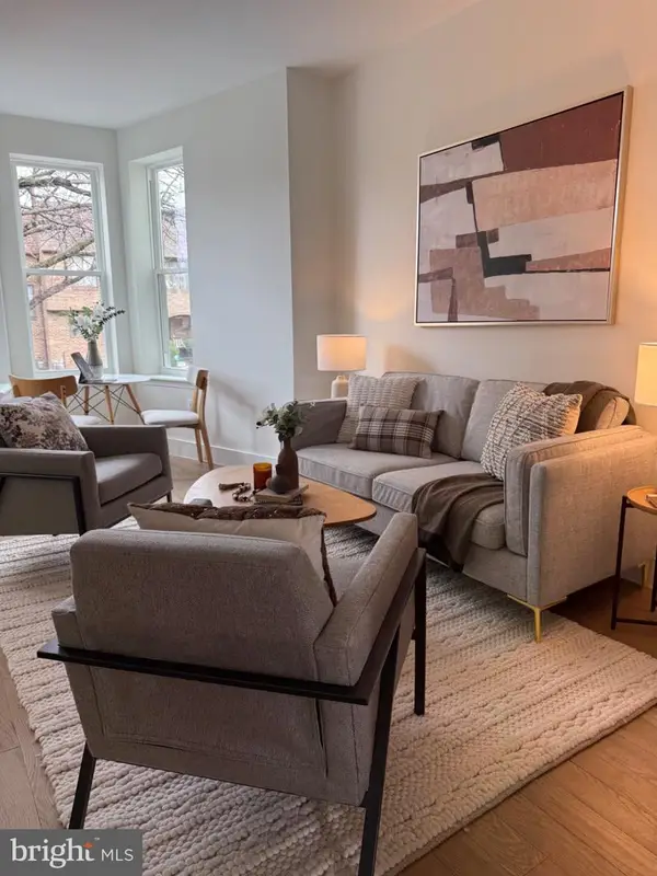 820 13th St Ne, WASHINGTON, DC 20002