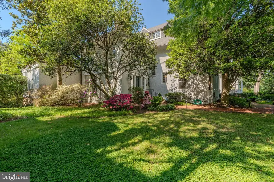 3556 Macomb St Nw, Washington, DC 20016 - #3