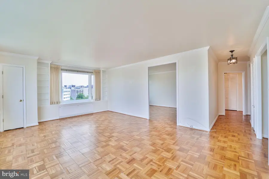 2475 Virginia Ave Nw #ph-930, Washington, DC 20037 - #3