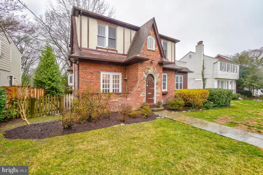 4946 Butterworth Pl Nw, Washington, DC 20016 - #3