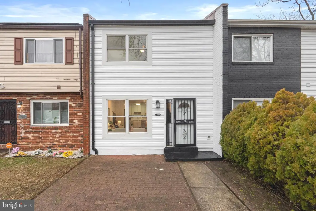 1266 Barnaby Ter Se, Washington, DC 20032 - #1