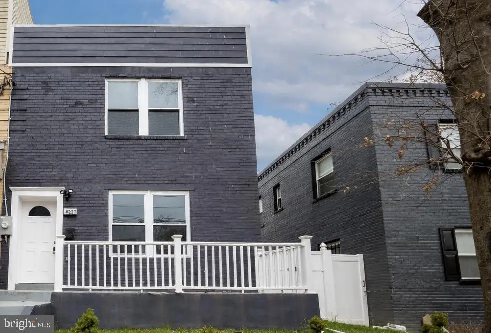 4227 Edson Pl Ne, Washington, DC 20019 - #1