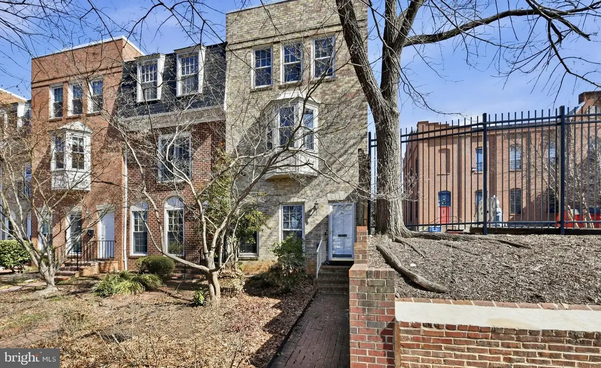 414 3rd St Se, Washington, DC 20003 - #1