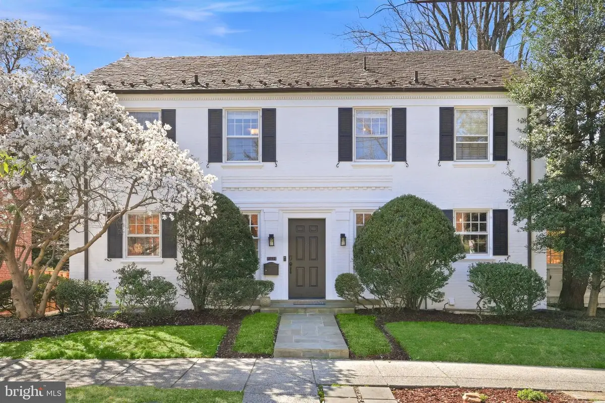 3752 Cumberland St Nw, Washington, DC 20016 - #1