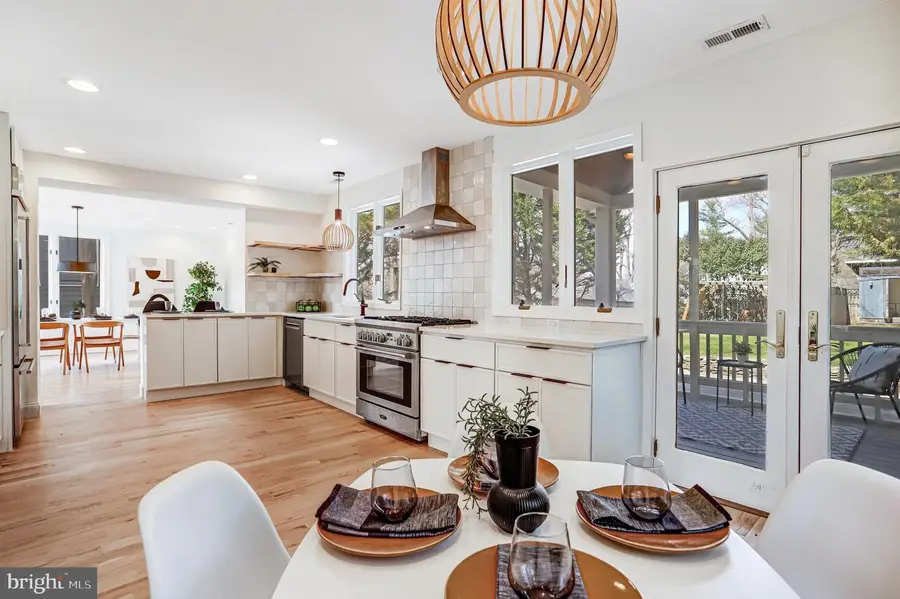 5045 Cathedral Ave Nw, Washington, DC 20016 - #2