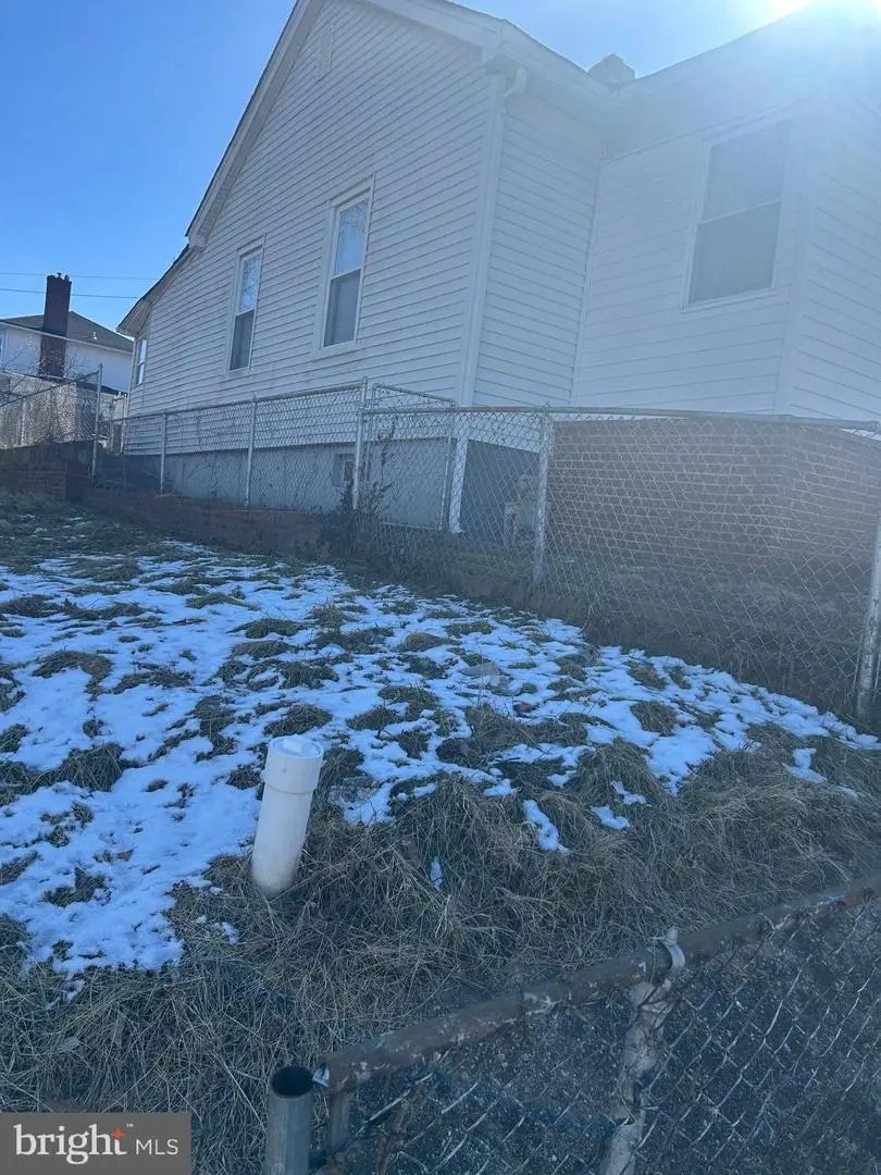 917 47th Pl Ne, Washington, DC 20019 - #2