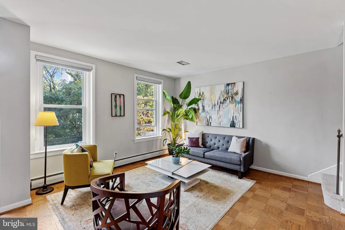 3517 W Pl Nw, Washington, DC 20007 - #1