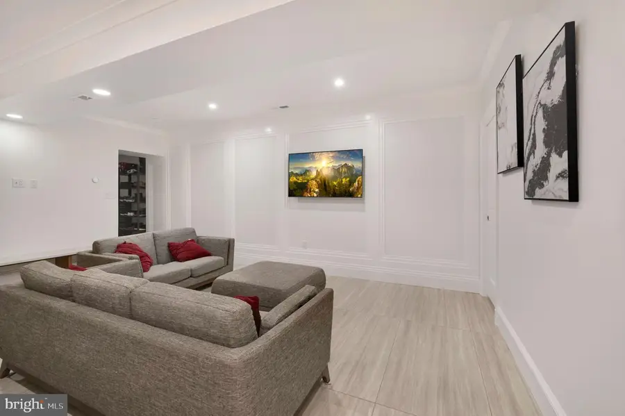 729 Kenyon St Nw, Washington, DC 20010 - #3