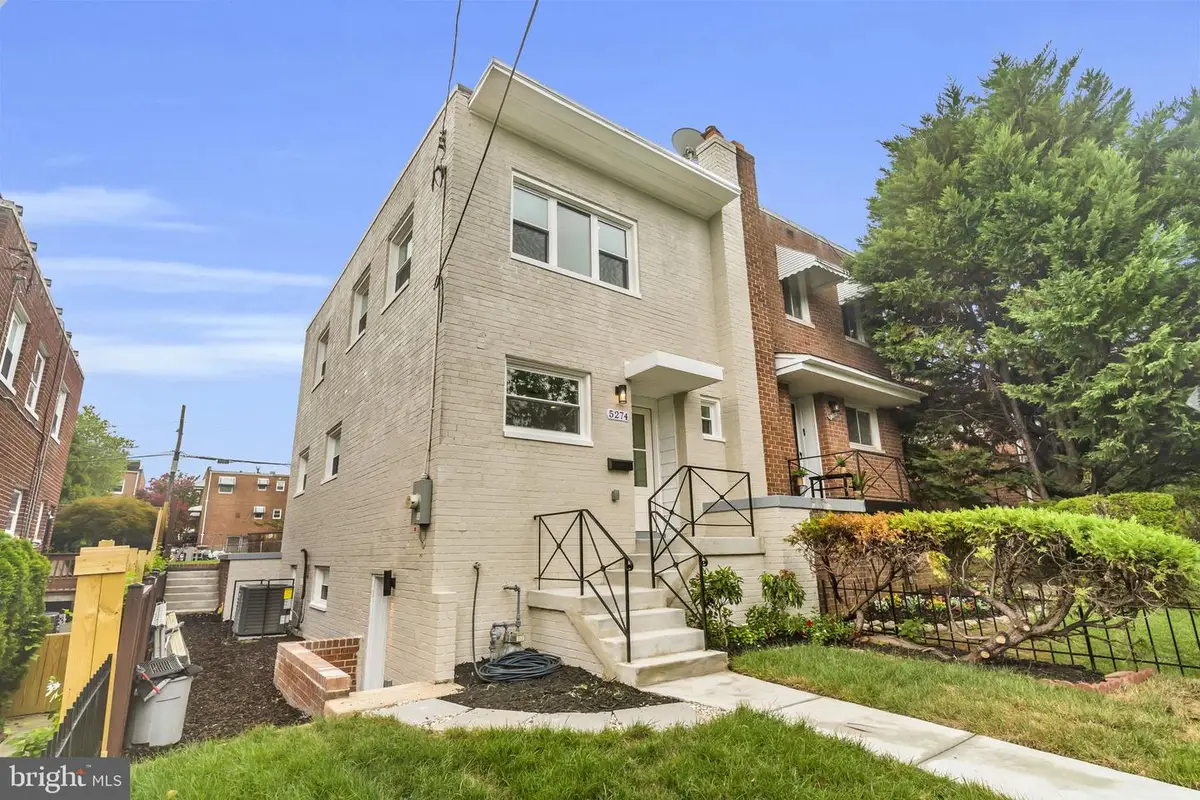 5274 Chillum Pl Ne, Washington, DC 20011 - #1