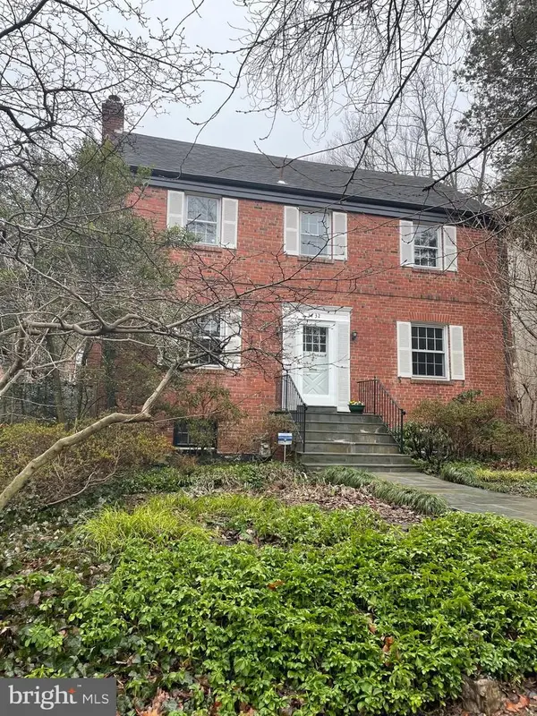 3732 Alton Pl Nw, WASHINGTON, DC 20016