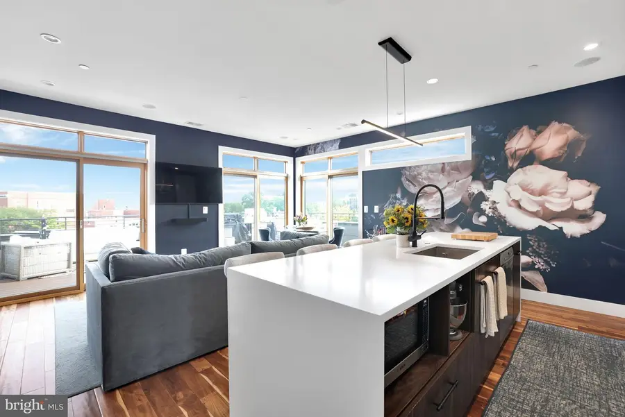 1337 K St Se #ph-3, Washington, DC 20003 - #3