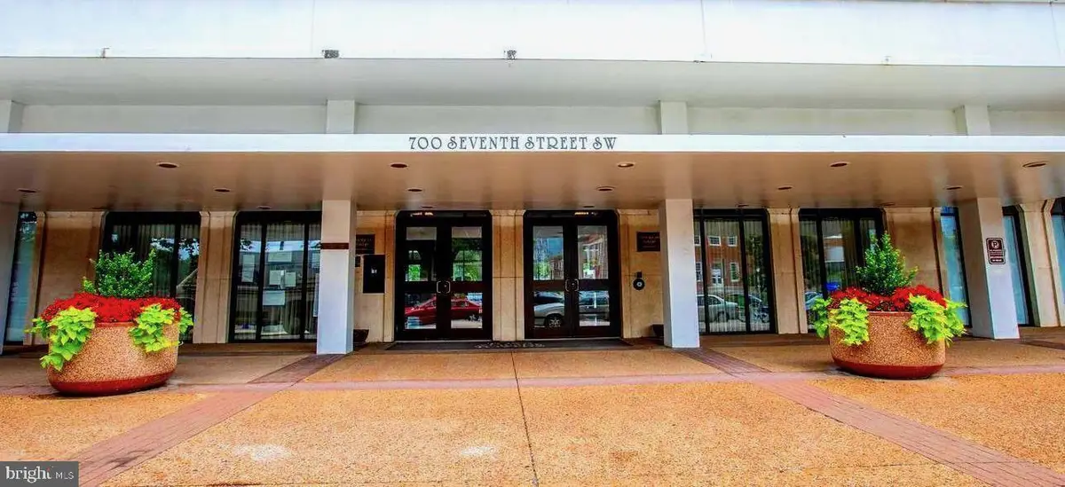 700 7th St Sw #406, Washington, DC 20024 - #1