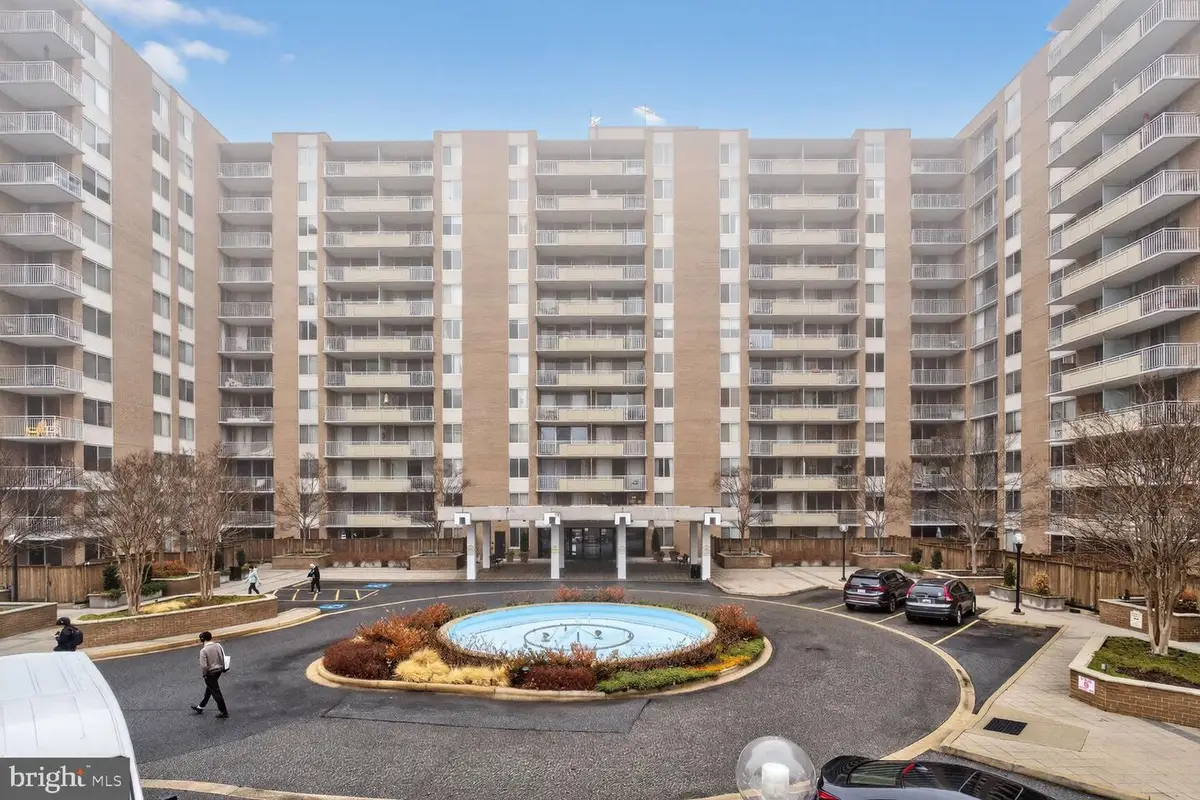 3001 Veazey Terr Nw #1008, Washington, DC 20008 - #1