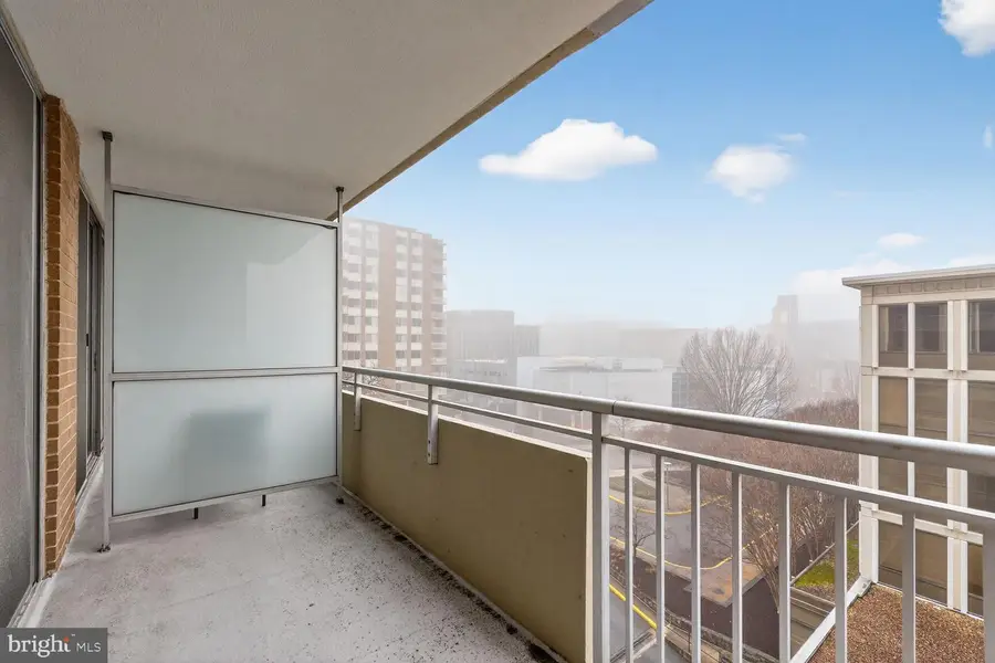 3001 Veazey Terr Nw #1008, Washington, DC 20008 - #3