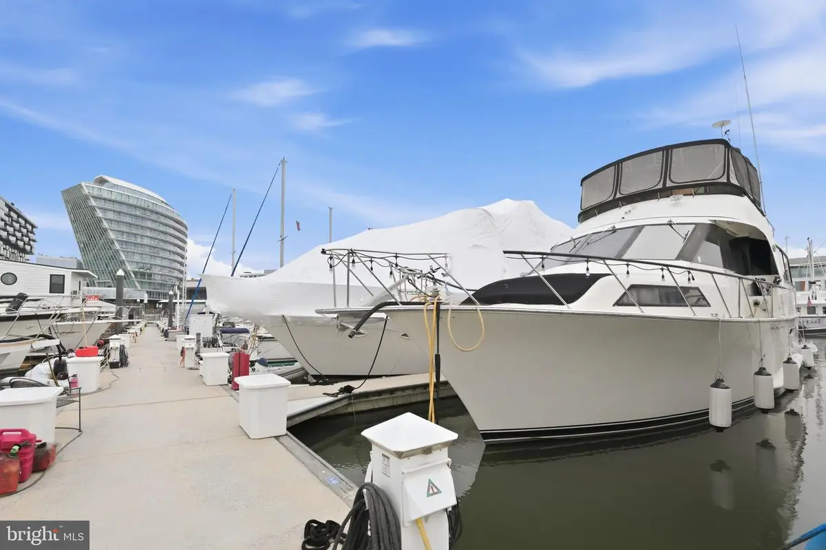 650 Wharf St Sw #x48, Washington, DC 20024 - #1