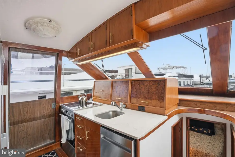 650 Wharf St Sw #x48, Washington, DC 20024 - #3