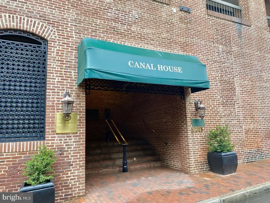 3225 Grace St Nw #101, Washington, DC 20007 - #2