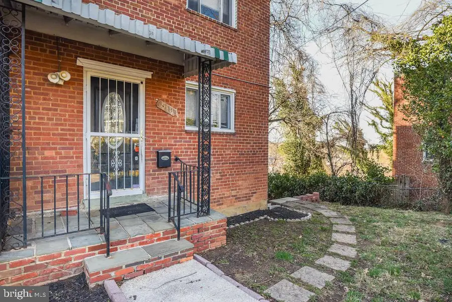 513 Hilltop Ter Se, Washington, DC 20019 - #3