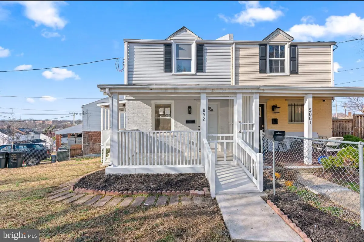 852 50th Pl Ne, Washington, DC 20019 - #1
