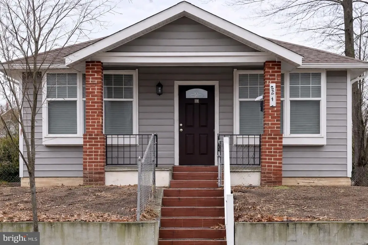 4243 Dix St Ne, Washington, DC 20019 - #1