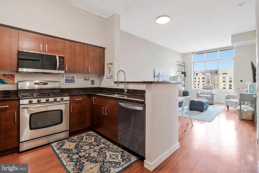 1000 New Jersey Ave Se #ph12, Washington, DC 20003 - #2