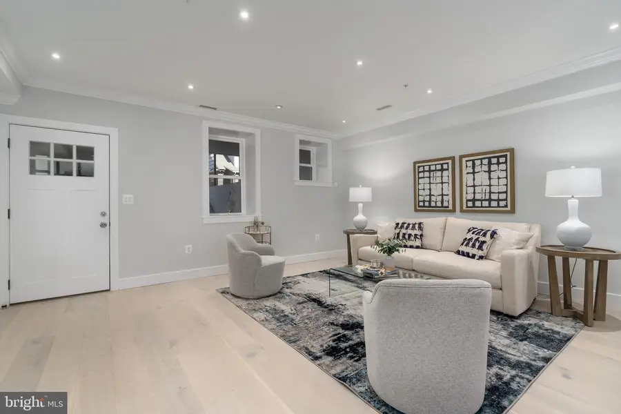 1128 Buchanan St Nw #1, Washington, DC 20011 - #3