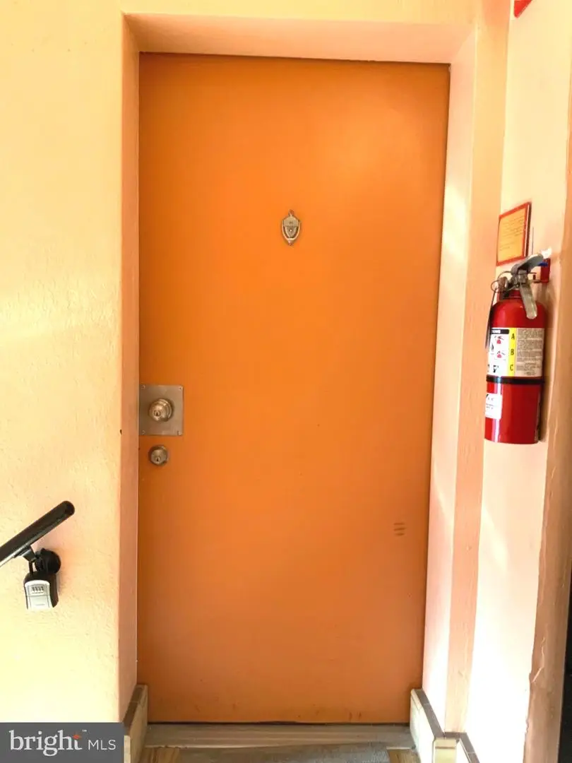 2201 15th St Nw #303, Washington, DC 20009 - #2