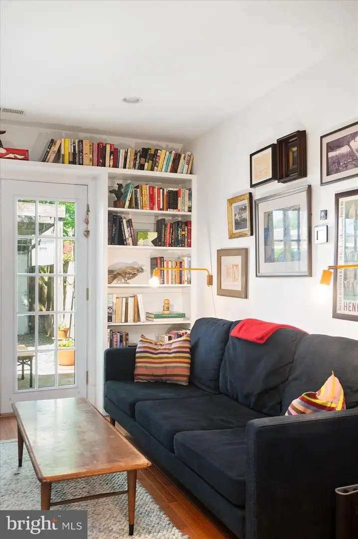 924 9th St Ne, Washington, DC 20002 - #1