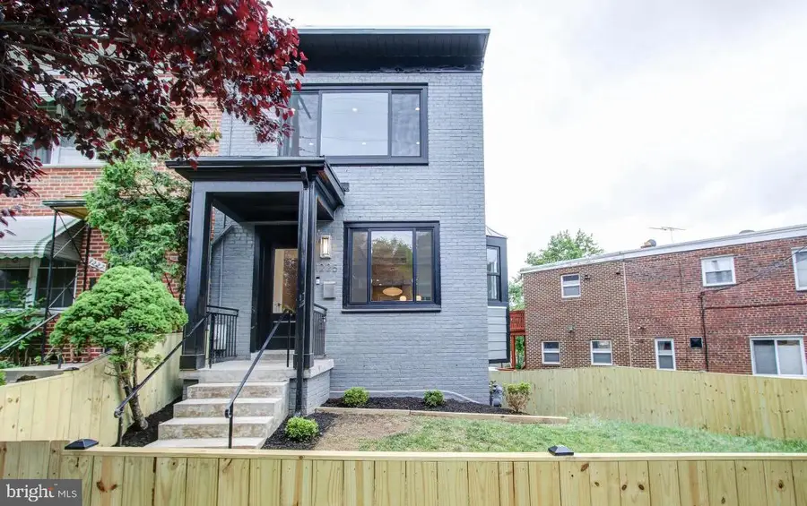 1225 Gallatin St Ne, Washington, DC 20017 - #2