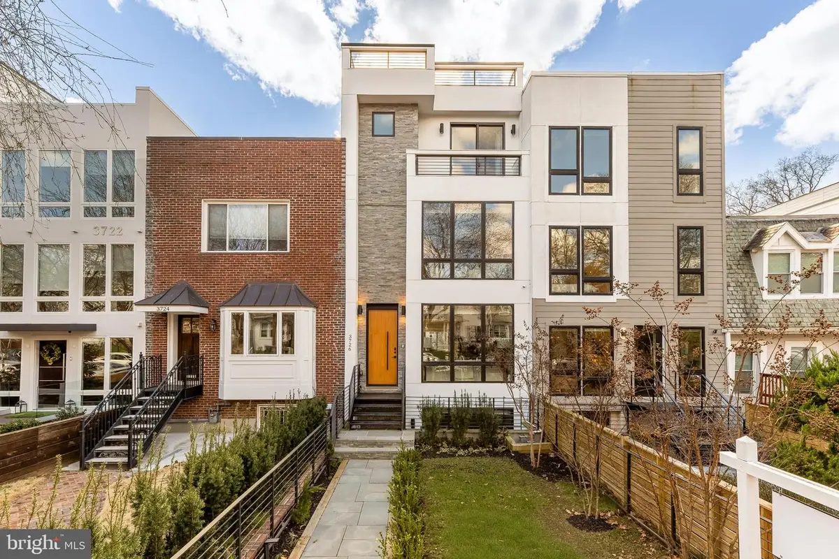3726 R St Nw, Washington, DC 20007 - #1