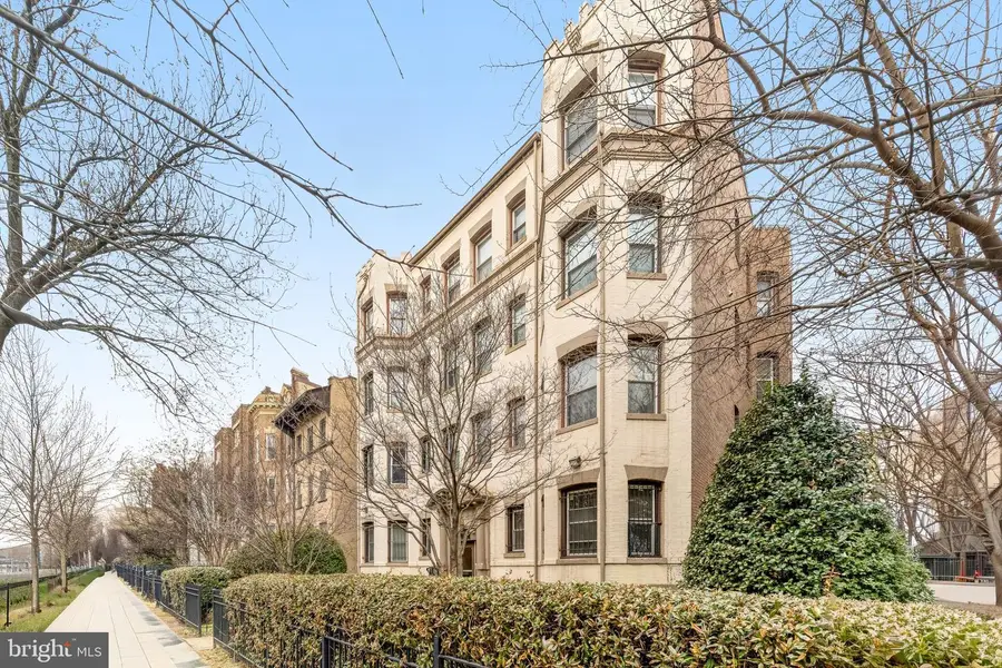 1421 Columbia Rd Nw #105, Washington, DC 20009 - #3