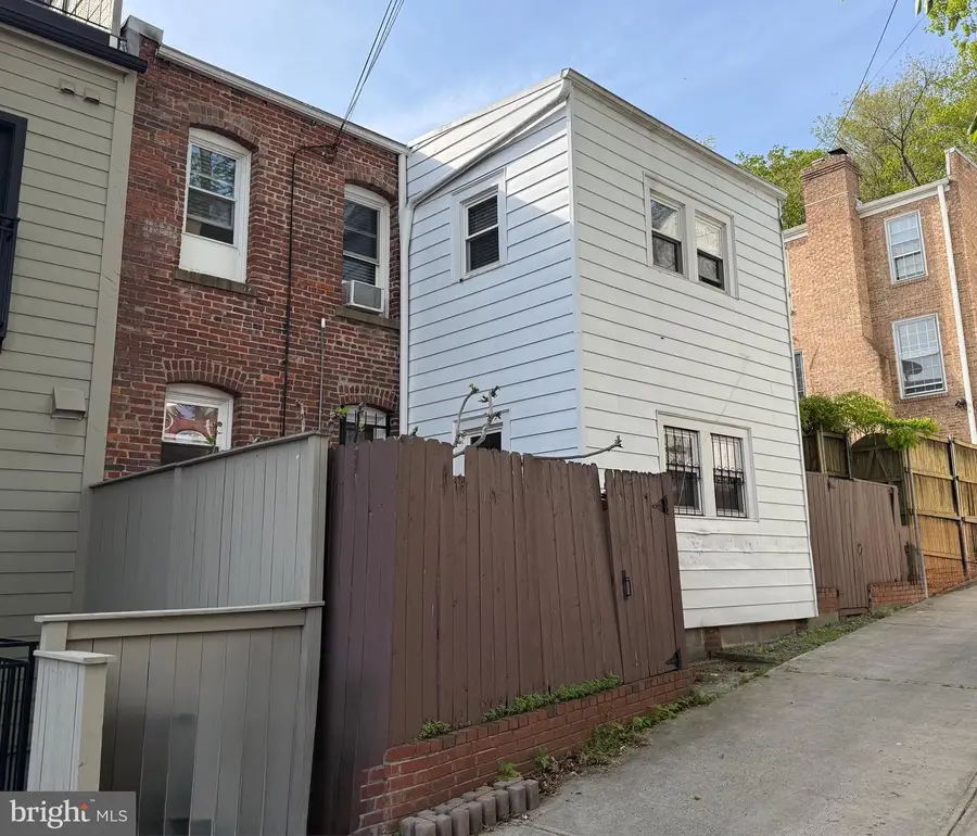 1923 35th Pl Nw, Washington, DC 20007 - #3