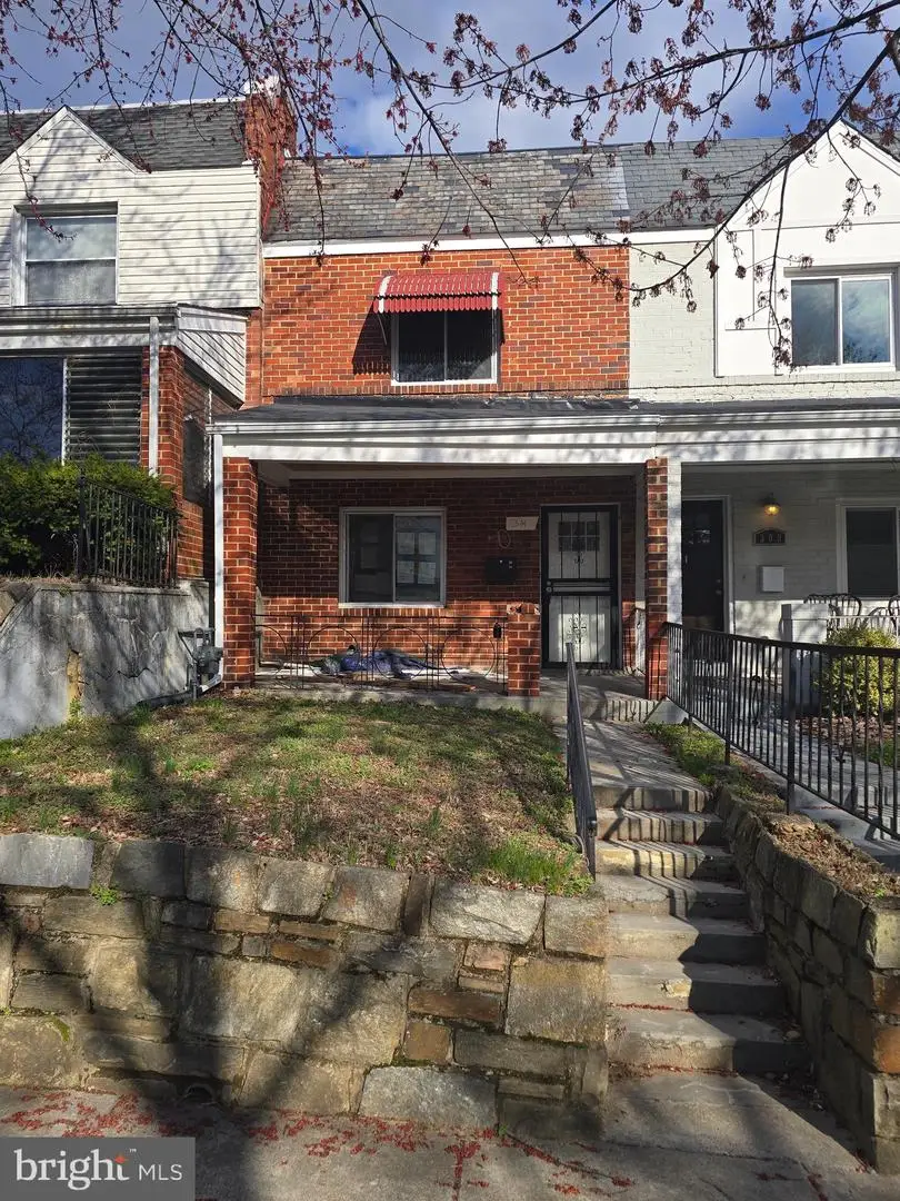 311 35th St Ne, Washington, DC 20019 - #1