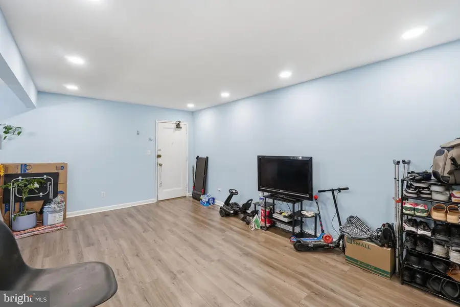 1727 28th St Se #204, Washington, DC 20020 - #3